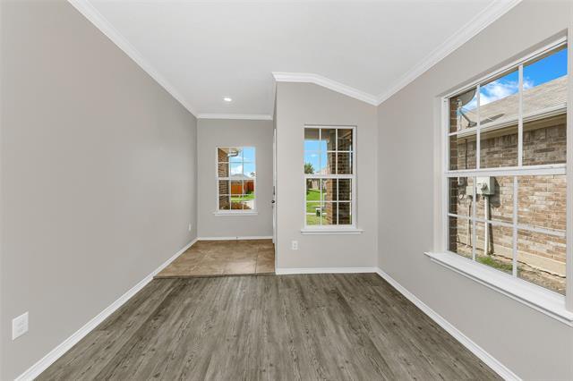 Building Photo - 2201 Sweetwood Dr