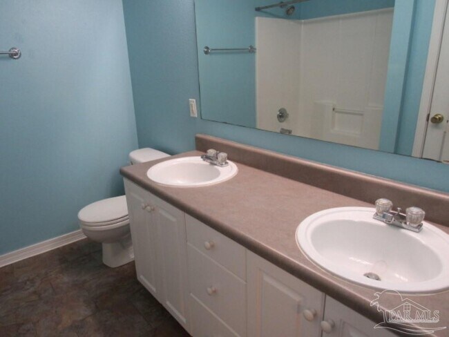 Building Photo - 133 Windward Ct