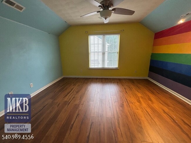 Building Photo - 6423 Westshire Ct
