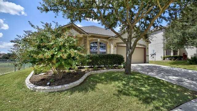 Building Photo - 26207 Lost Creek Way