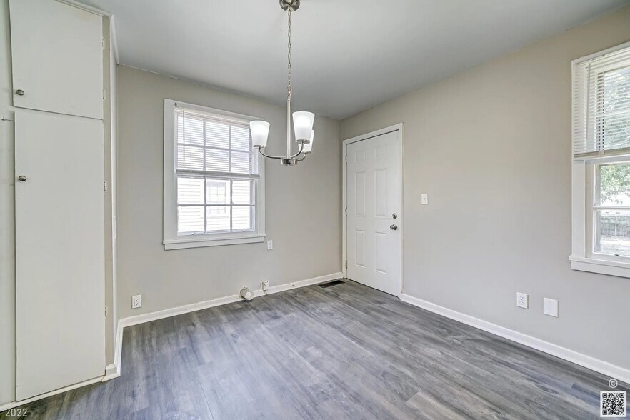 Building Photo - 2506 Coleman Ave