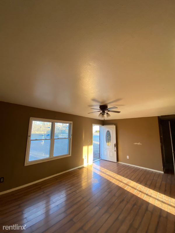 Building Photo - 4 br, 2 bath House - 930 N 24th St