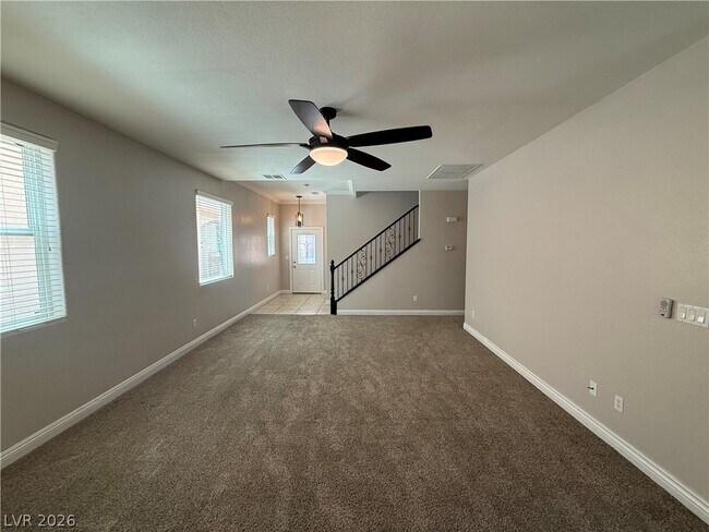 Building Photo - 6982 Majestic Palm Dr