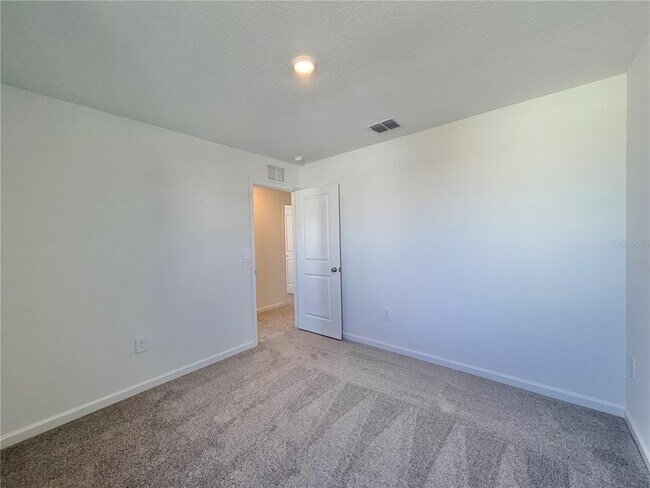 Building Photo - 3670 Hardman Dr