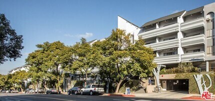 Building Photo - 160 S Virgil Ave