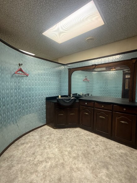 Building Photo - 24 Washington Ave