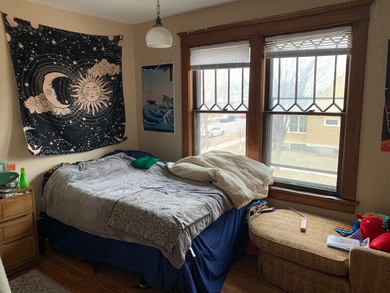 Building Photo - 1628 Dayton Ave