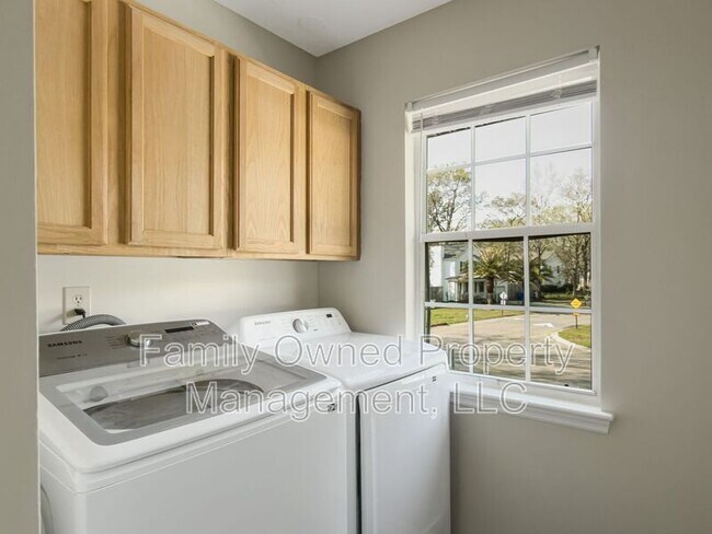 Building Photo - 2296 Boulder Ct