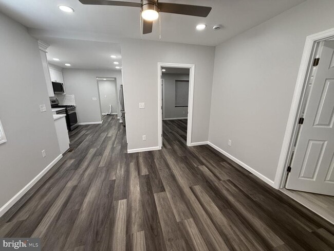 Building Photo - 383 Johnson Ave