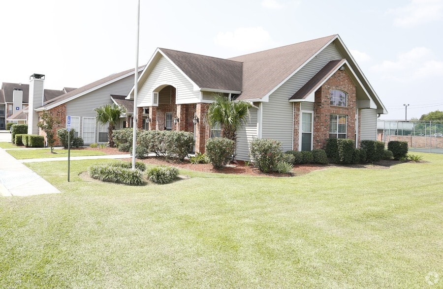 Jefferson Lakes Apartments Baton Rouge, LA Apartment Finder