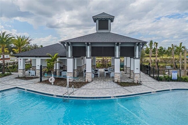 Building Photo - 3390 Sanctuary Dr
