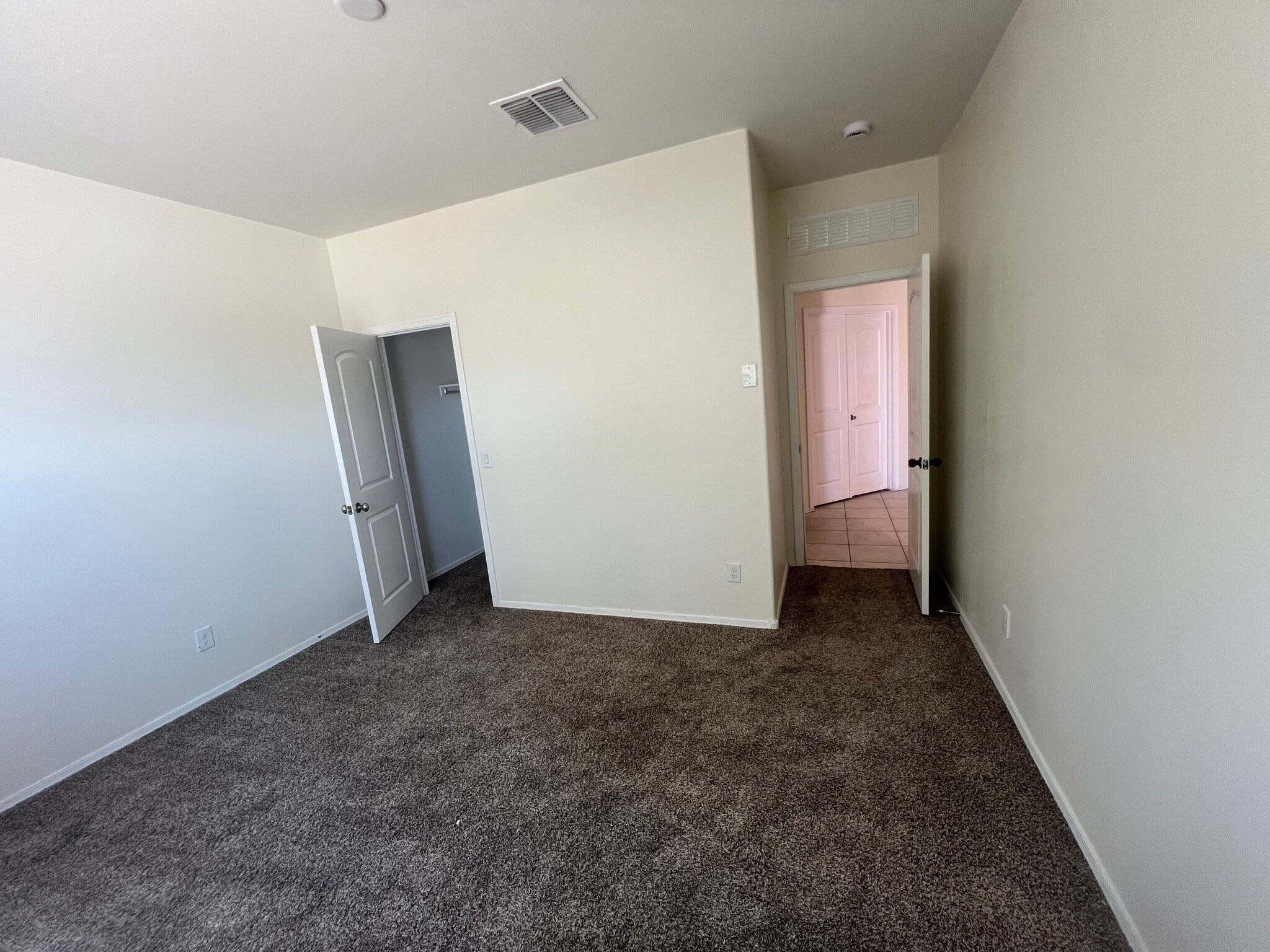 Building Photo - 42132 W Manderas Ln