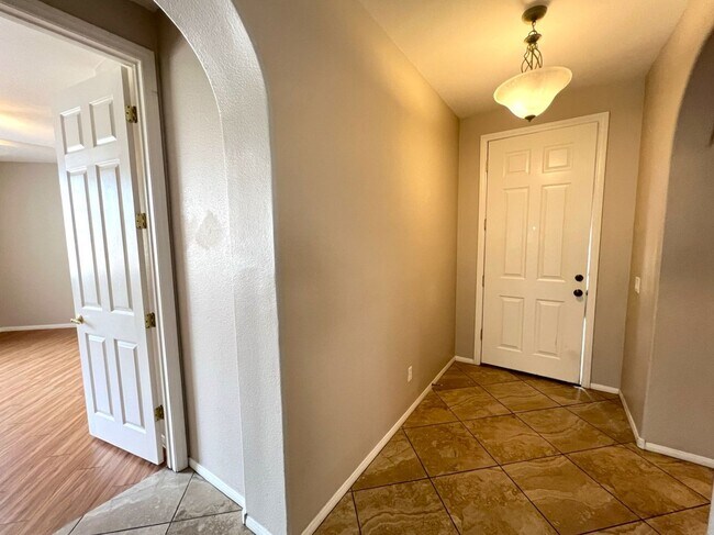 Building Photo - 1022 Pecos River Ave