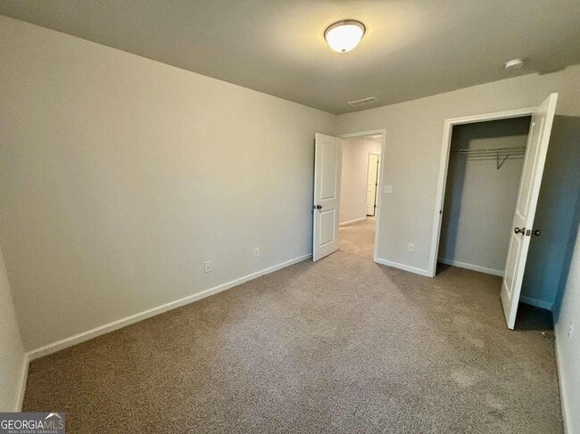 Building Photo - 2809 Ridgeview Dr