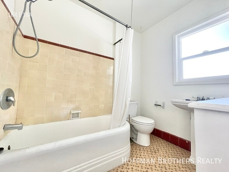 Building Photo - 1912 Cimarron St