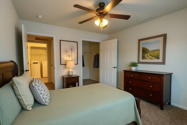 Building Photo - Diamond Valley Apartments