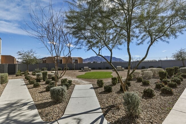 Building Photo - Brand New 2 Bedroom Townhome for Rent! Minutes from Nellis AFB!