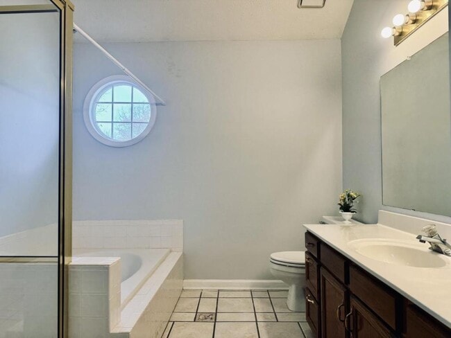 Building Photo - 3661 Forest Glen Trail