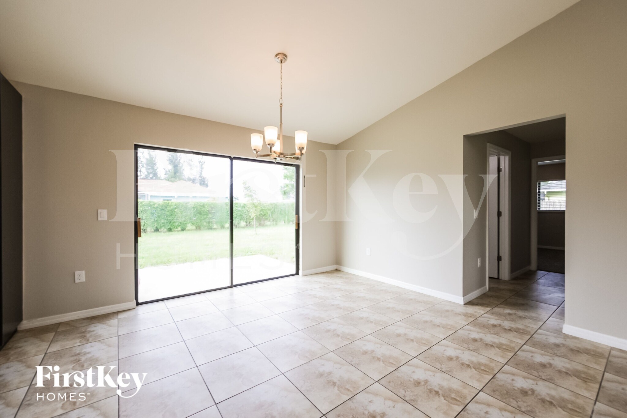 Building Photo - 209 SW 21st Terrace