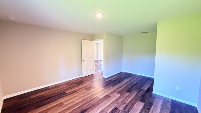 Building Photo - Lovely  3 Bedroom, 2 Bathroom Home in Ocala!!!