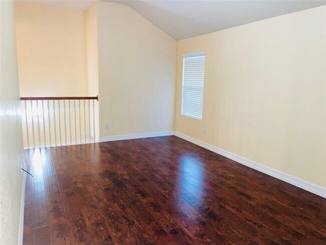 Building Photo - 19310 Hillside Springs Cir
