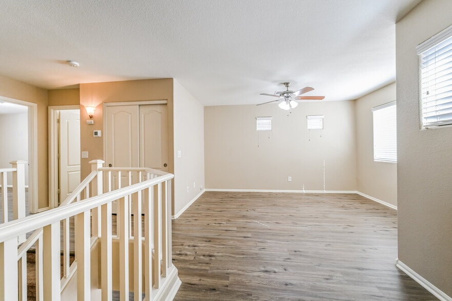 Building Photo - 28414 N 25th Ave