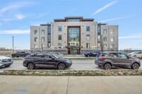 Building Photo - 16460 Wildhorse Lk Blvd