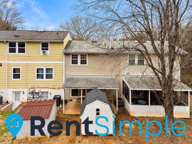 Building Photo - 1808 Soho Ct