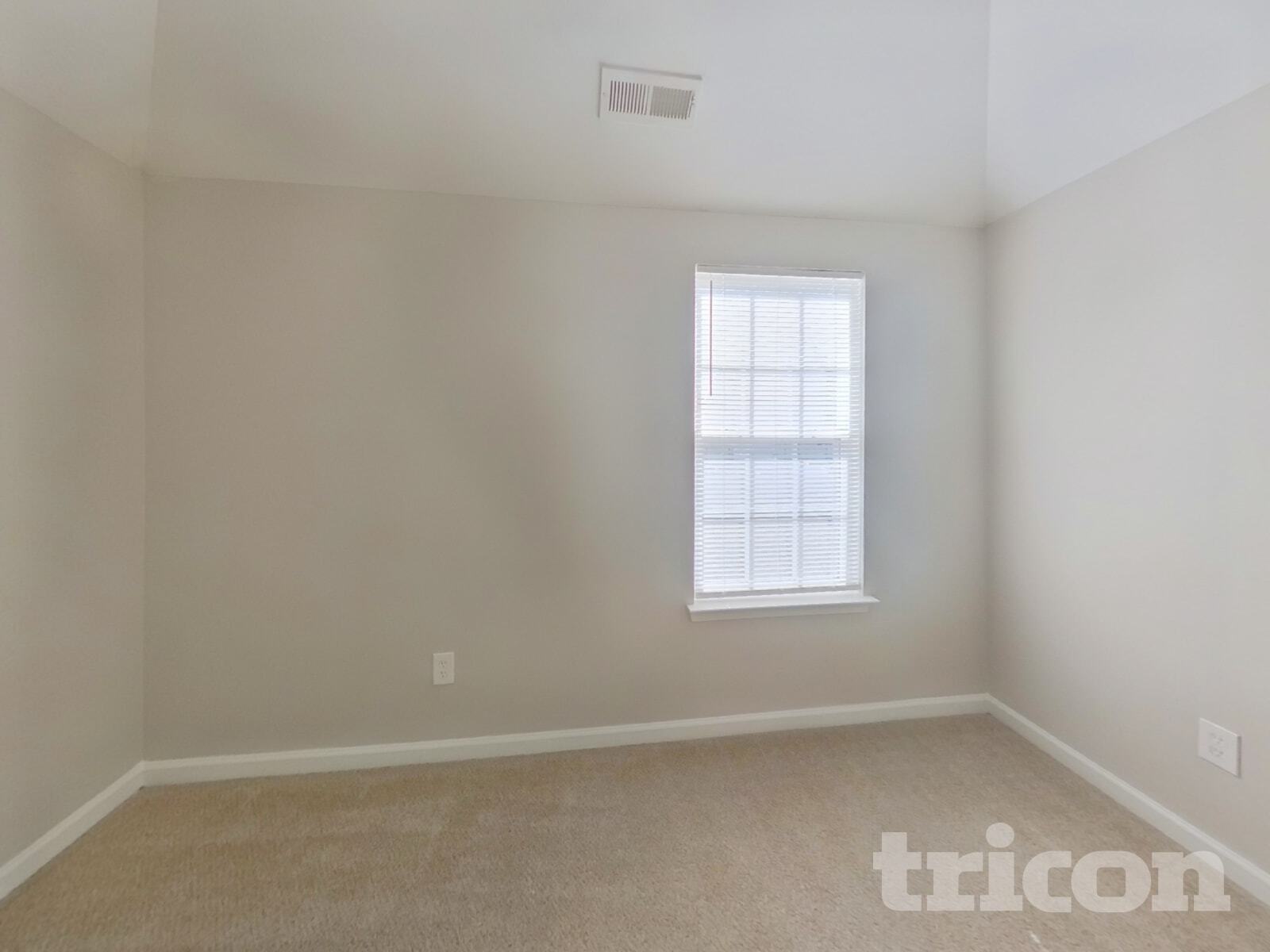 Building Photo - 1510 Peachcroft Rd