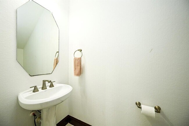 Building Photo - 6326 Grand Drift Ct