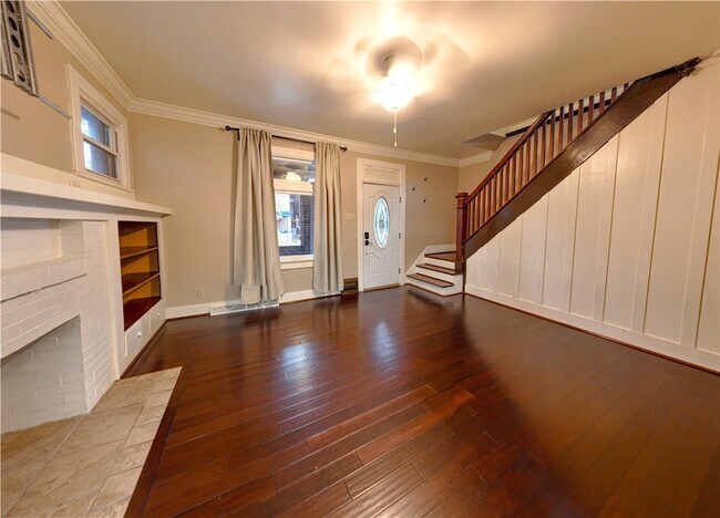 Building Photo - 1108 Highland St