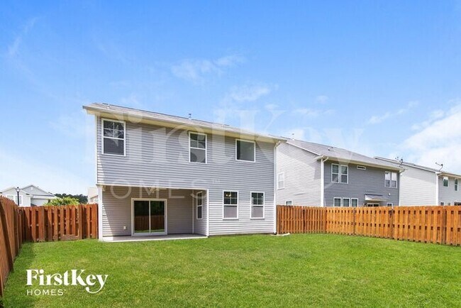 Building Photo - 224 Laurel Crest Way