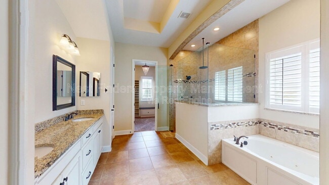 Building Photo - 463 Oxford Estates Way