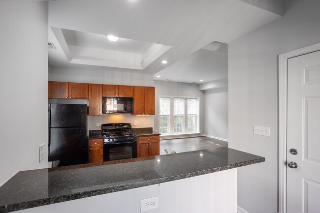 Building Photo - 7722 N Ashland Ave