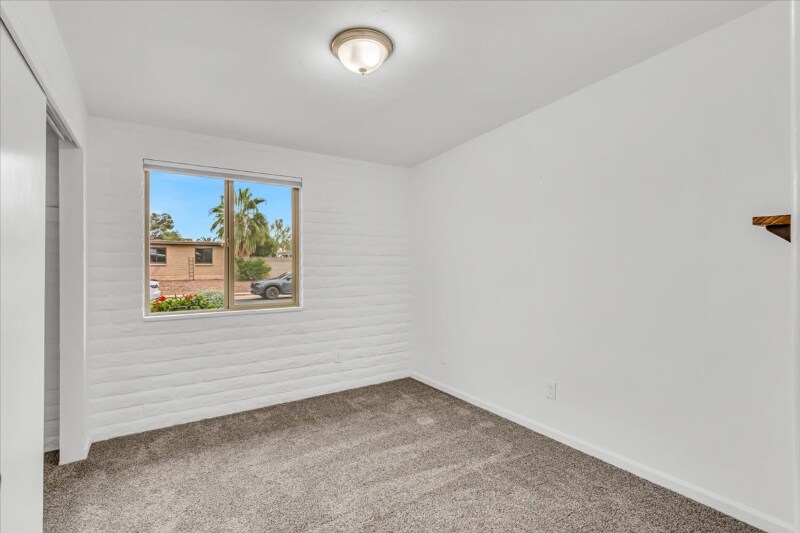 Building Photo - 7651 E Mary Dr