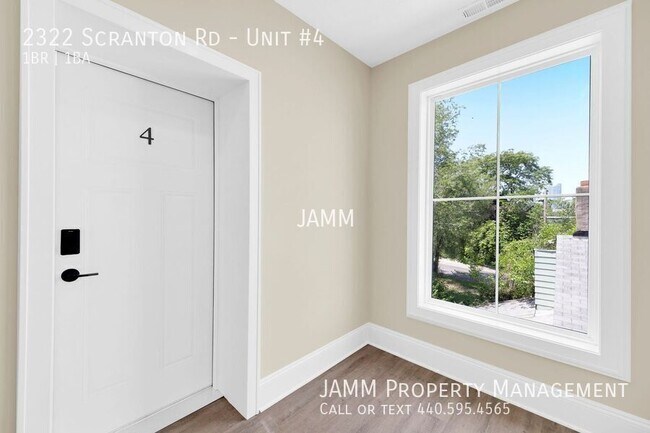 Building Photo - 2322 Scranton Rd