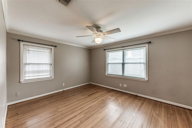 Building Photo - 5537 Lincrest Ln