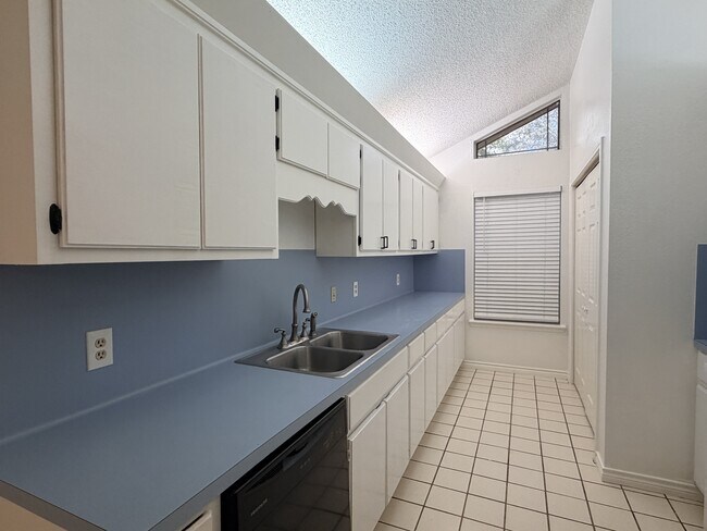 Building Photo - 7126 Fort Collins Dr