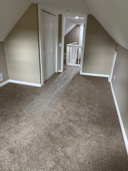 Building Photo - 3836 Edgepark Dr