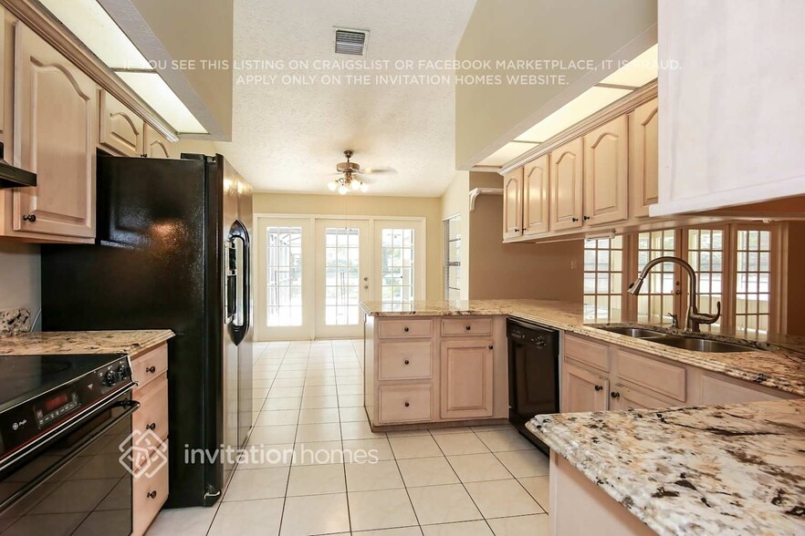 Building Photo - 3910 Buttonwood Ct