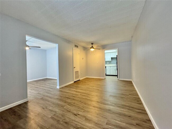 Building Photo - 551 Flemming Way