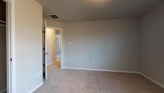 Building Photo - 3010 Orchid Ranch Dr