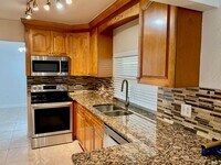 Building Photo - 1283 Anhinga Dr