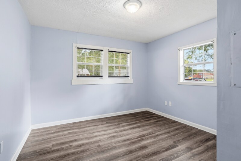 Building Photo - 205 Cunningham Dr