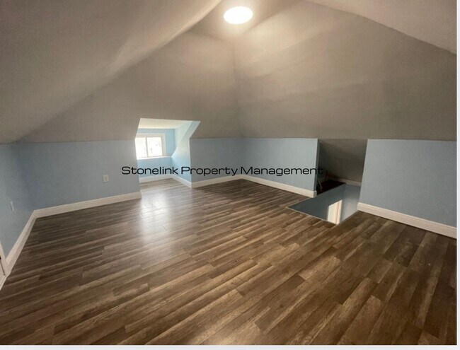 Building Photo - *80 Wood Street