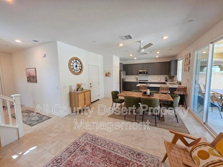 Building Photo - 35460 Domani Dr