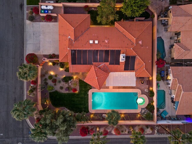 Building Photo - 53720 Avenida Carranza