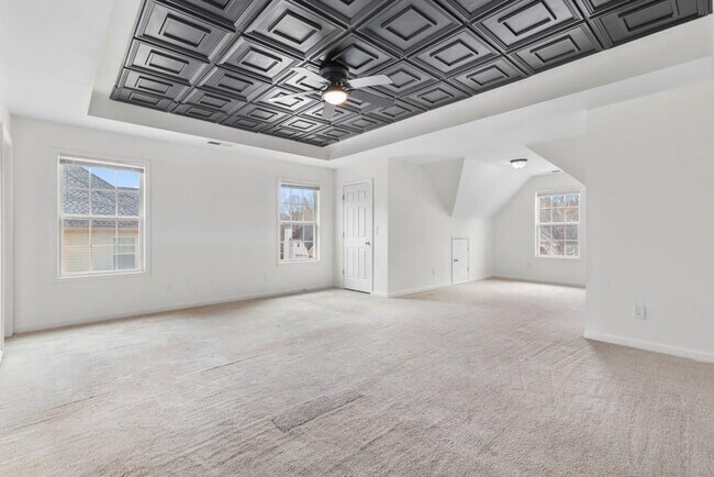 Building Photo - 45 Wyndmont Way