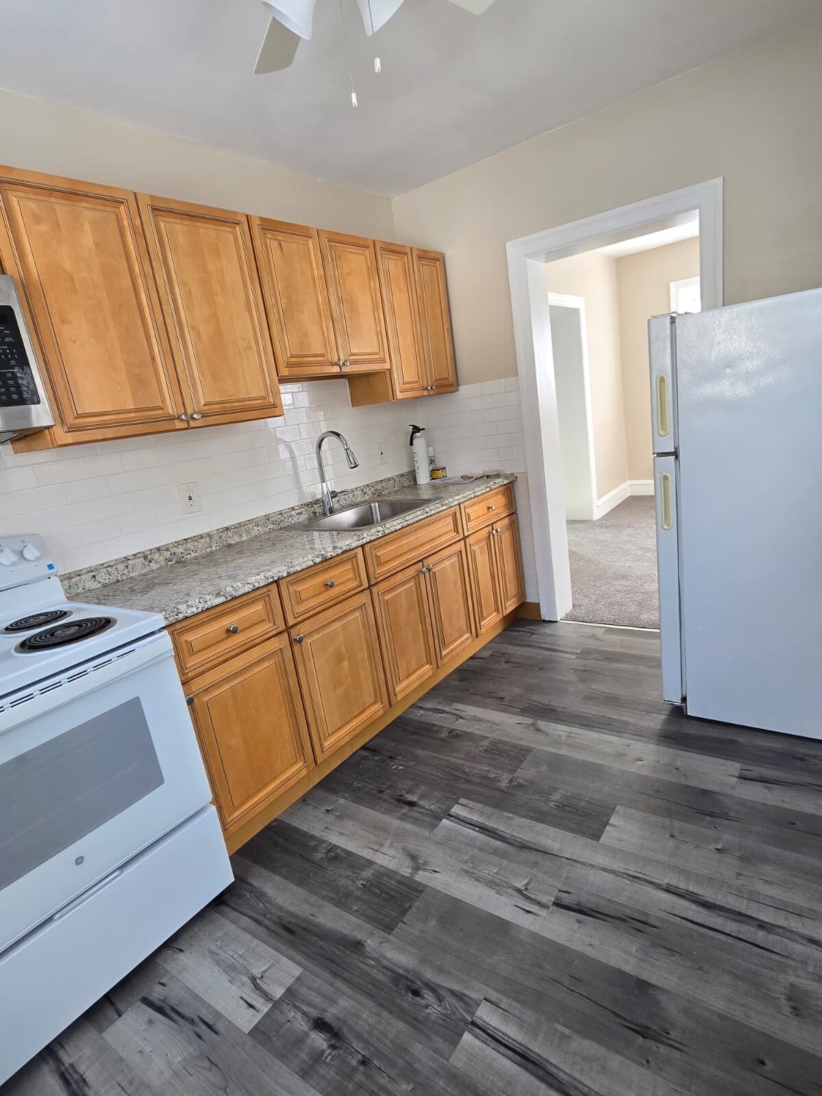 Building Photo - 1772 Ferndale Ave