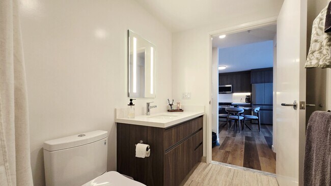 Building Photo - 1500 Rycroft St